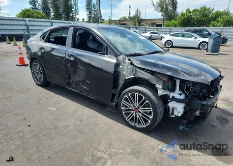 2022 Kia Forte Gt z USA, uszkodzony, nr VIN 3KPF44AC8NE437760